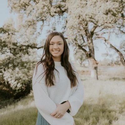 Kelsey Thompson, LMFT - Featured (1)