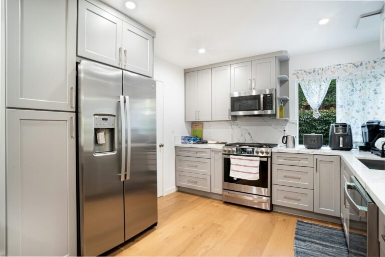 Modern kitchen